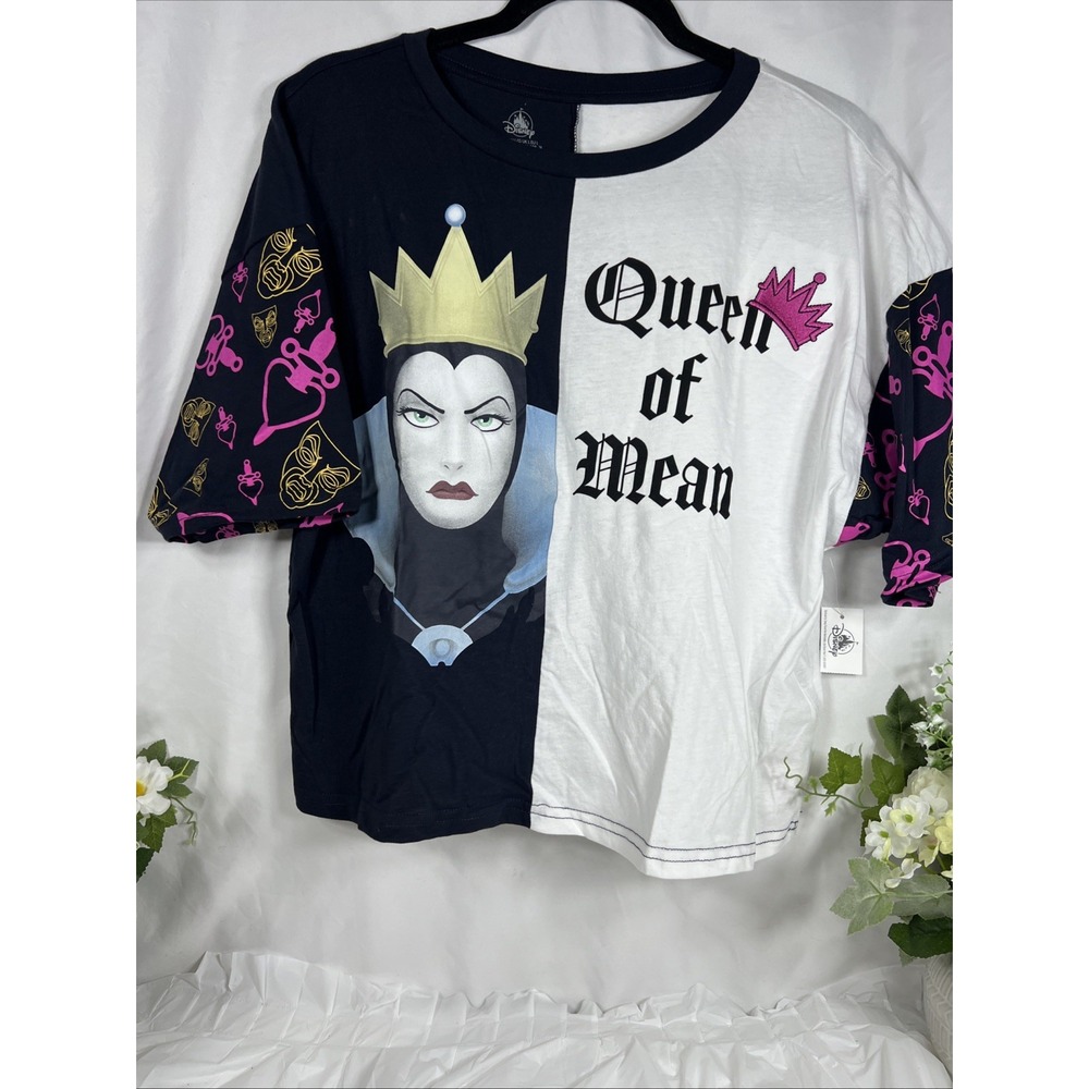 Disney Park Exclusive Queen of Mean Snow White Queen Grimhilde Shirt NWT L